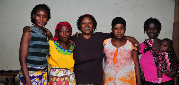 RoHo - Artisans in Kenya Making Goods that Do Good